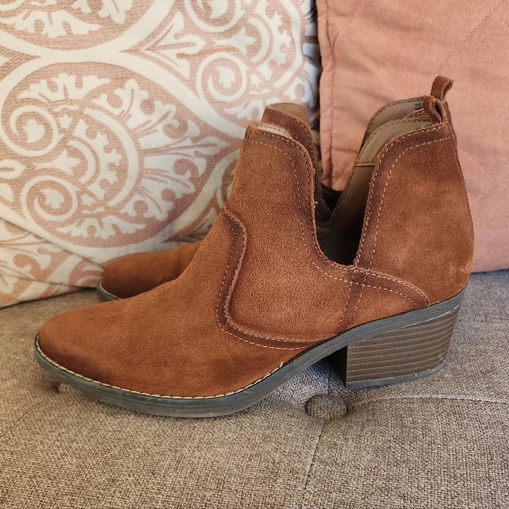 Sonoma Suede Ankle Booties Slit Side Open Ankle BOHO "woodcut whiskey" Size 10 - Picture 3 of 7